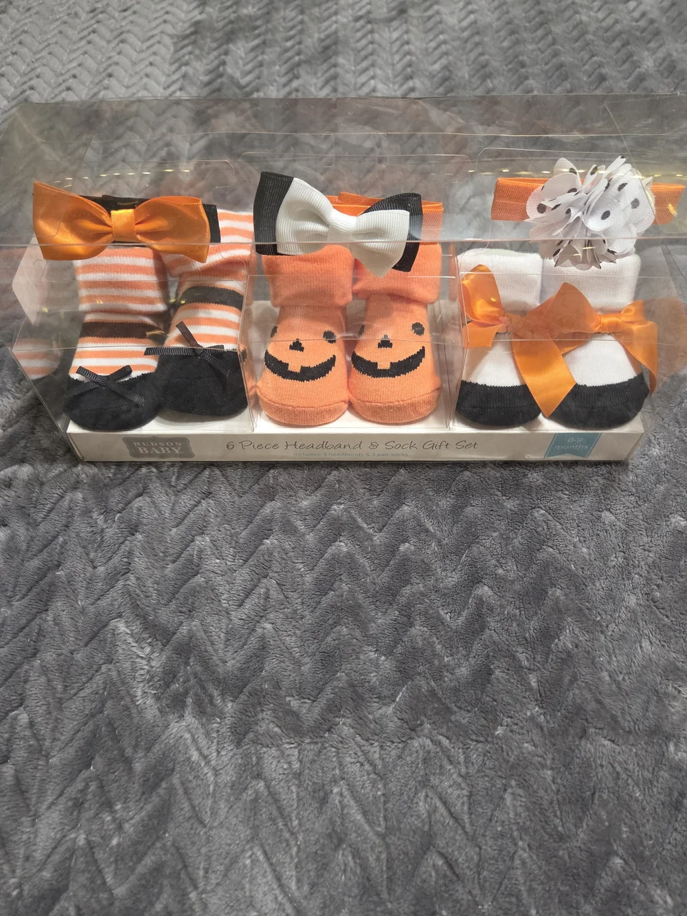 Hudson Baby Halloween Orange & Black Baby Headband and Sock Gift Set